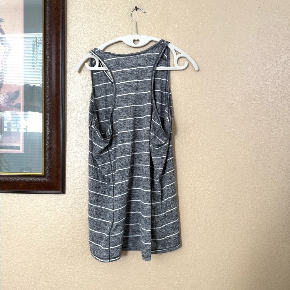 The North Face Muscle Tee Size Large - Picture 3 of 3